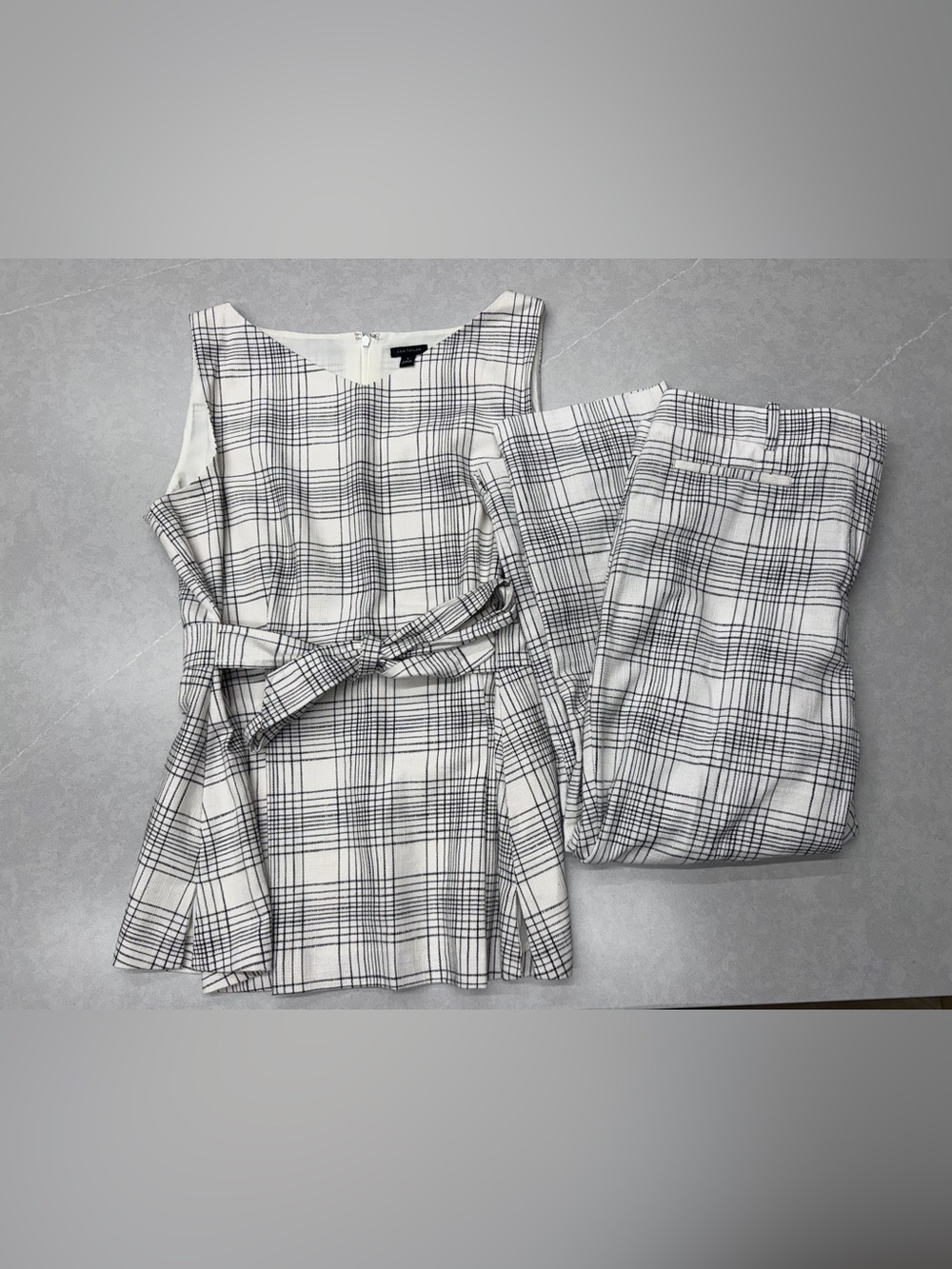 Ann Taylor Black and White Plaid Sleeveless Shell SET TOGETHER